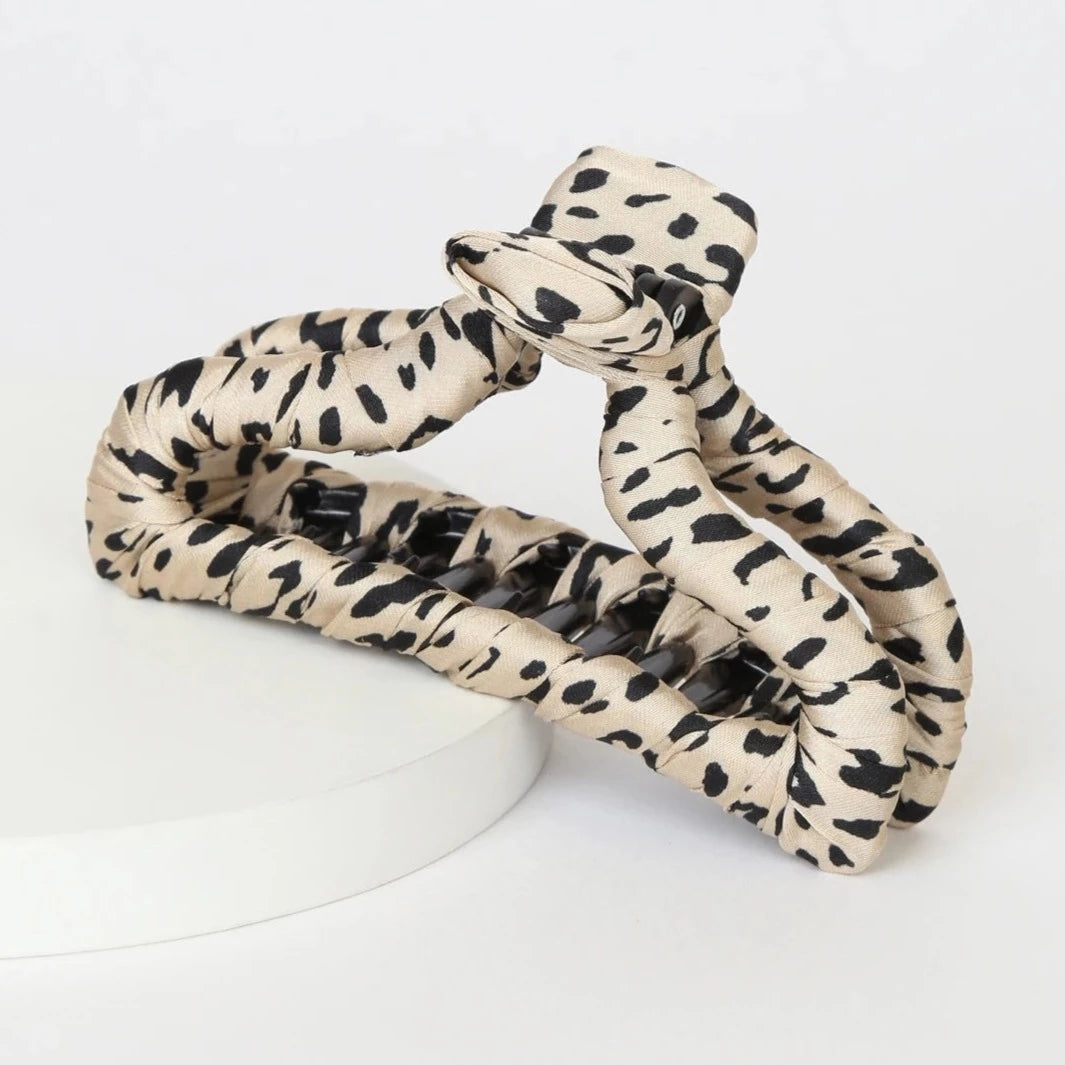 Kitsch Satin Wrapped Claw Clip - Leopard